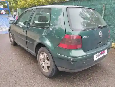 Veículo de Sucata volkswagen                                         golf                                                                                                                                                                                                                                                       iv berlina (1j1) 1.6                                                                                                                                                                                                                                       do ano 0 alimentado ajm