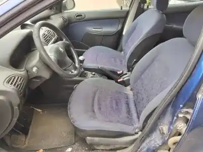 Здавання транспортного засобу peugeot 206 berlina xr року 0 потужний wjz
