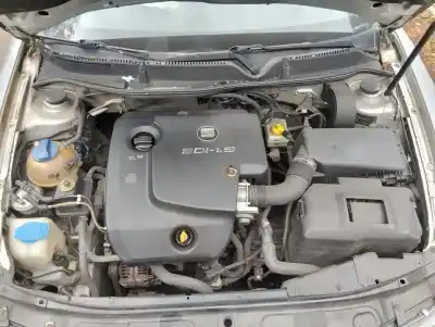 Здавання транспортного засобу seat leon (1m1) 1.9 sdi року 0 потужний aqm