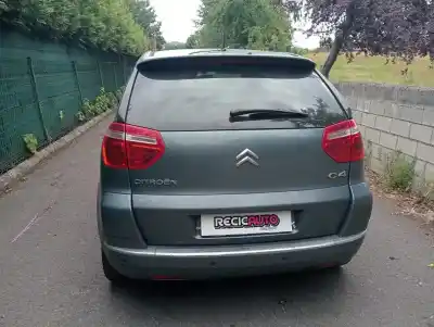 Verschrottungsfahrzeug CITROEN C4 GRAND PICASSO  des Jahres 0 angetrieben 9HZ