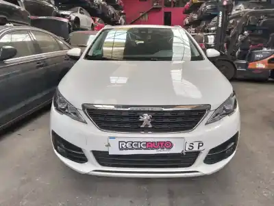 Hurda Aracı PEUGEOT 308  Yılın 0 güçlü YH01