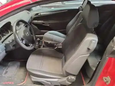 Vehicul casat opel astra twin top enjoy al anului 0 alimentat z18xer