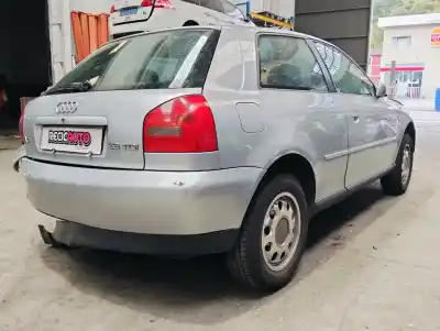 Vehicul casat AUDI A3 (8L1)  al anului 0 alimentat AHF