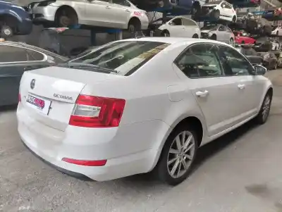 Vehicul casat SKODA OCTAVIA  al anului 0 alimentat CLH