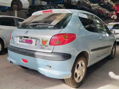 Hurda Aracı PEUGEOT 206  Yılın 0 güçlü 