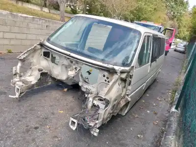 Scrapping Vehicle VOLKSWAGEN T4  of the year 0 powered ACV Scrapping Vehicle VOLKSWAGEN T4  of the year 0 powered ACV