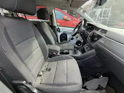 Veículo de Sucata volkswagen touran 5t1 advance bmt do ano 0 alimentado 