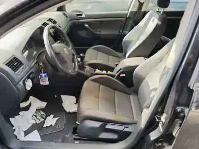 Scrapping Vehicle volkswagen golf v berlina (1k1) 1.9 tdi of the year 0 powered 