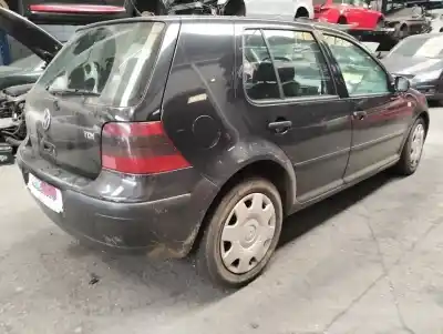 Veicolo di demolizione volkswagen golf iv berlina (1j1) 1.6 dell'anno 0 alimentato agr
