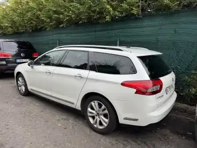 Véhicule à la ferraille citroen c5 station wagon de l'année 0 alimenté rhh