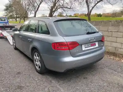 Veículo de Sucata audi a4 avant (8k5) básico do ano 0 alimentado caga