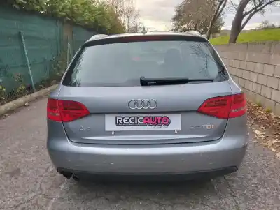 Veículo de Sucata audi a4 avant (8k5) básico do ano 0 alimentado caga