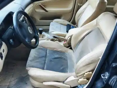 Veículo de Sucata volkswagen passat berlina (3b3) 2.5 v6 tdi do ano 0 alimentado akn