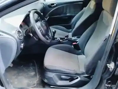 Veículo de Sucata seat leon (1p1) 1.9 tdi do ano 0 alimentado bxe