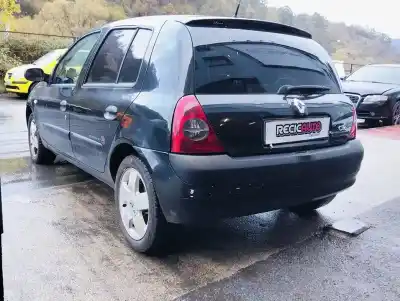 Veículo de Sucata RENAULT CLIO II  do ano 0 alimentado K9K704