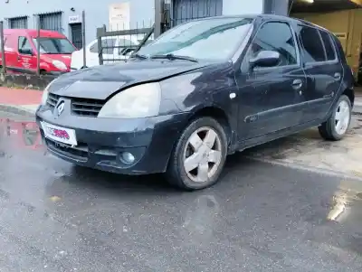 Veículo de Sucata renault clio ii fase ii b cb0 authentique do ano 0 alimentado k9k704