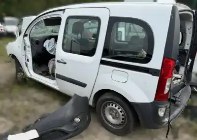 Veículo de Sucata MERCEDES-BENZ CITAN  do ano 0 alimentado 