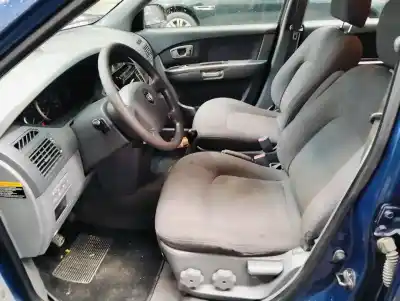 Vehicul casat kia carens ii monospace (fj) 2.0 crdi al anului 2002 alimentat d4ea