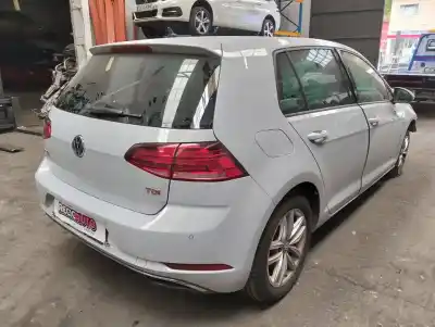 Vehicul casat volkswagen golf vii lim. (bq1) last edition bm al anului 0 alimentat ddy