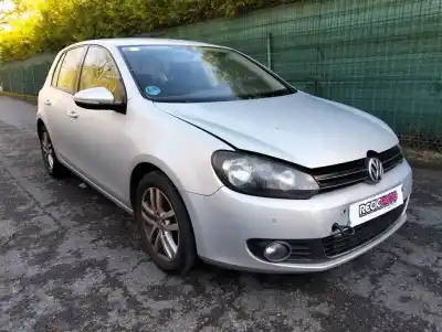 Vehicul casat volkswagen golf vi (5k1) golf vi al anului 0 alimentat caxa