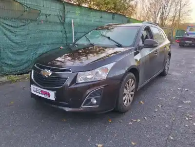 Véhicule à la ferraille chevrolet cruze station wagon lt de l'année 0 alimenté a17dts