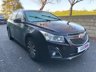 Véhicule à la ferraille chevrolet cruze station wagon lt de l'année 0 alimenté a17dts