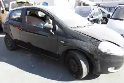 Scrapping Vehicle FIAT GRANDE PUNTO (199) 1.4 8V Active (01.2007->) of the year 2006 powered 350A1000