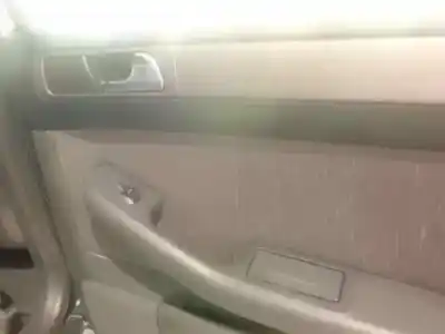 Veicolo di demolizione audi a6 berlina (4b2) 2.4 (121kw) dell'anno 1999 alimentato aps