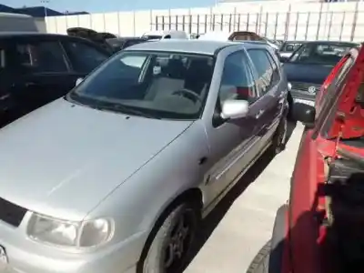 Veículo de Sucata volkswagen polo berlina (6n1) air do ano 1997 alimentado aex