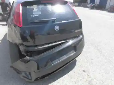 Veículo de Sucata fiat grande punto (199) 1.9 8v jtd cat do ano 2006 alimentado 199a5000