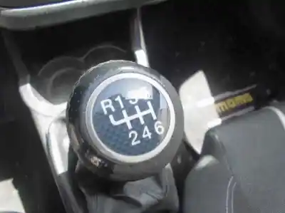 Veículo de Sucata fiat grande punto (199) 1.9 8v jtd cat do ano 2006 alimentado 199a5000