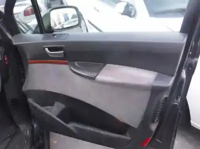 Vehicul casat citroen c8 2.0 hdi fap cat al anului 2005 alimentat rht