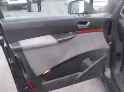 Vehicul casat citroen c8 2.0 hdi fap cat al anului 2005 alimentat rht