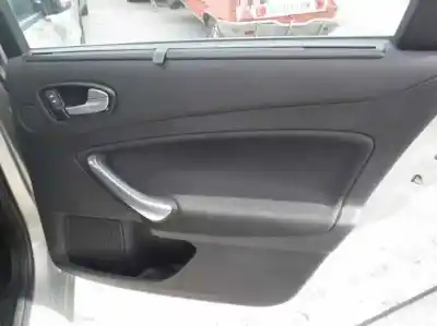 Vehicul casat ford mondeo berlina (ca2) trend al anului 2010 alimentat qxba