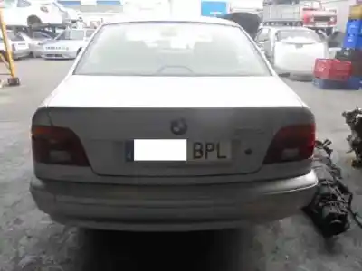 Veicolo di demolizione bmw serie 5 berlina (e39) 520i dell'anno 2001 alimentato 226s1