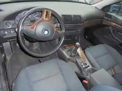 Veicolo di demolizione bmw serie 5 berlina (e39) 520i dell'anno 2001 alimentato 226s1