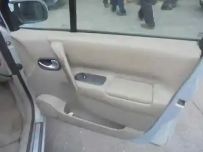 Veículo de Sucata renault scenic ii grand luxe privilege do ano 2004 alimentado f9qd8