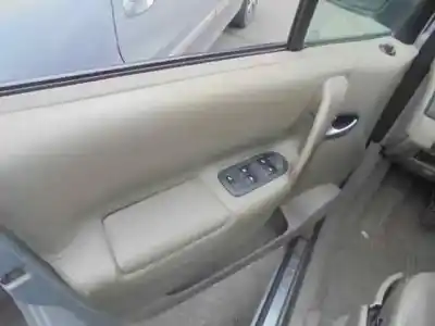 Veículo de Sucata renault scenic ii grand luxe privilege do ano 2004 alimentado f9qd8