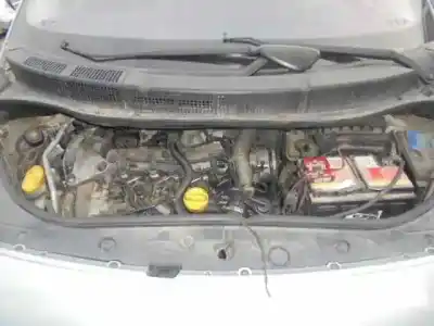 Veículo de Sucata renault scenic ii grand luxe privilege do ano 2004 alimentado f9qd8