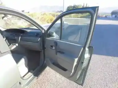 Scrapping Vehicle renault scenic ii grand confort authentique of the year 2004 powered k9kf7