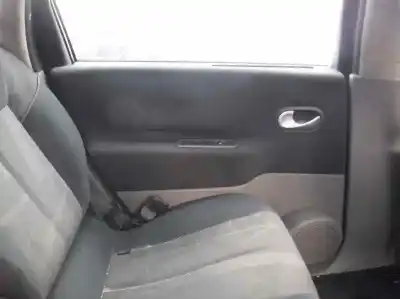 Scrapping Vehicle renault scenic ii confort authentique of the year 2005 powered k9kd7