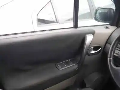 Scrapping Vehicle renault scenic ii confort authentique of the year 2005 powered k9kd7