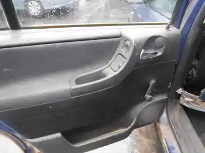 Veicolo di demolizione opel zafira a comfort dell'anno 2002 alimentato y20dth