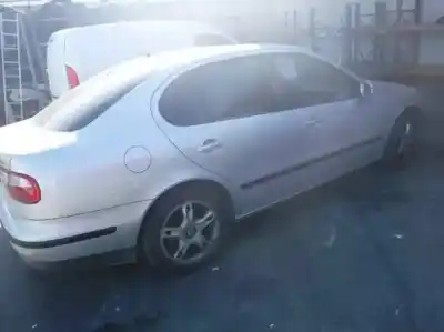 Veículo de Sucata seat toledo (1m2) v5 do ano 2000 alimentado agz