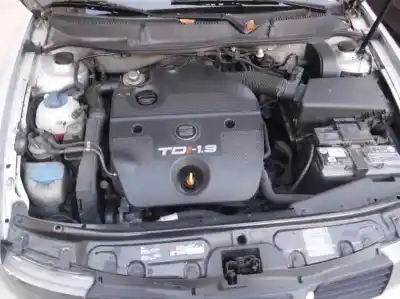 Vehicul casat seat toledo (1m2) select al anului 2000 alimentat ahf