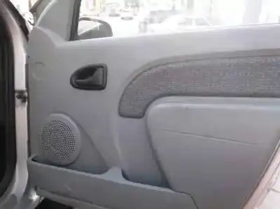 Sloopvoertuig dacia logan ambiance van het jaar 2007 aangedreven k7mf7