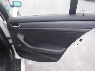 Vehicul casat bmw serie 3 berlina (e46) 320d al anului 1999 alimentat 204d1