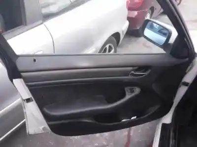 Vehicul casat bmw serie 3 berlina (e46) 320d al anului 1999 alimentat 204d1