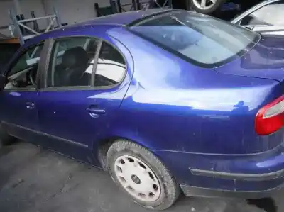 Veículo de Sucata seat toledo (1m2) executive do ano 2001 alimentado aus