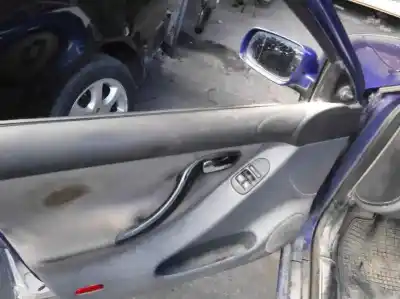 Veículo de Sucata seat toledo (1m2) executive do ano 2001 alimentado aus